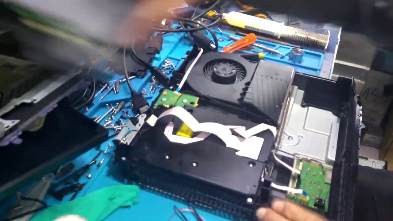 PS4 LUZ AZUL -  SERÁ QUE É APU?????