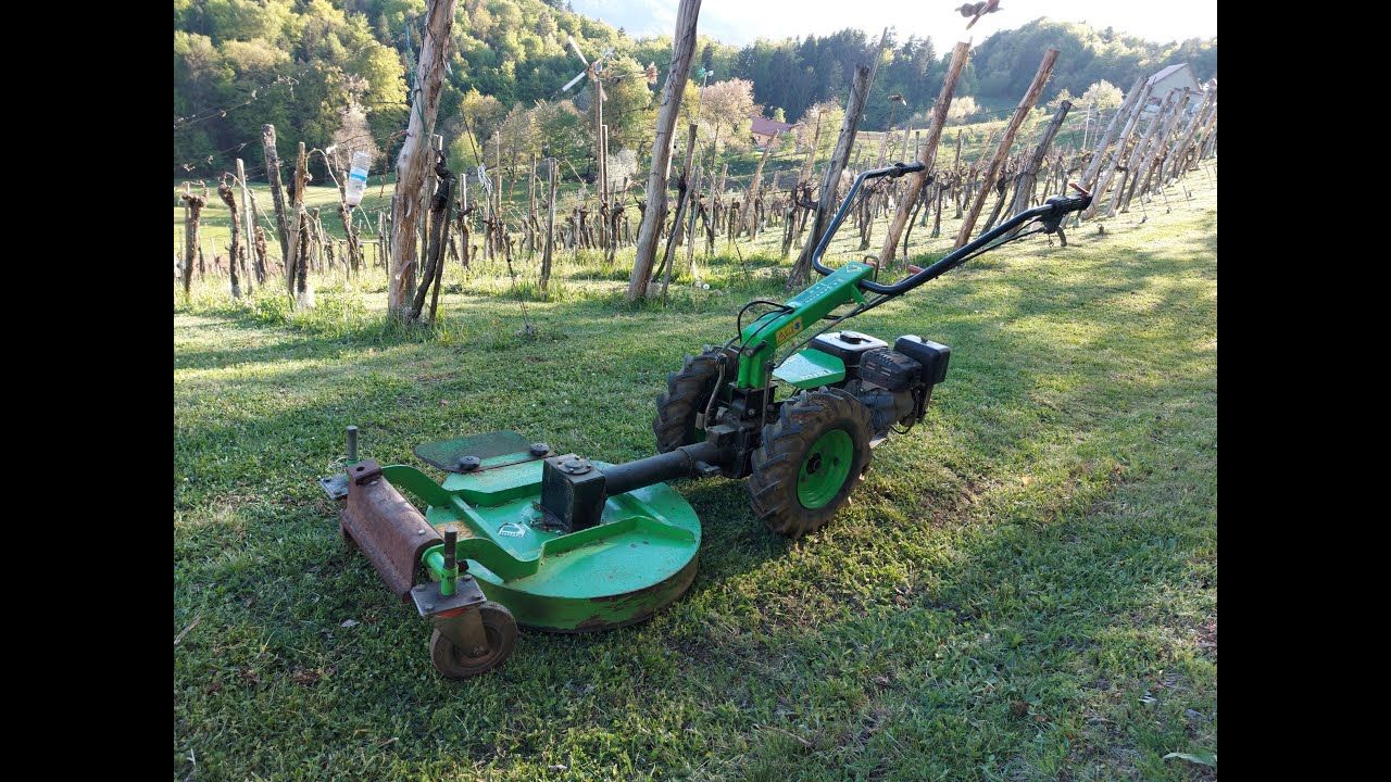 Mulčenje vinograda 2022 | Struc Muta mini