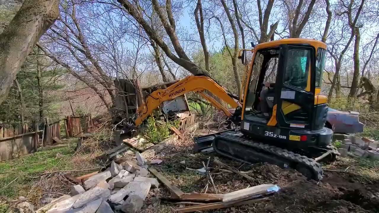 Big Creek Services Shed Removal