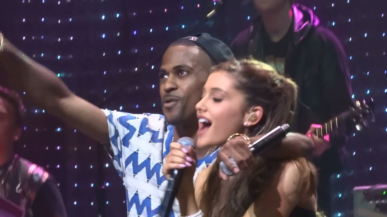 Ariana Grande - 