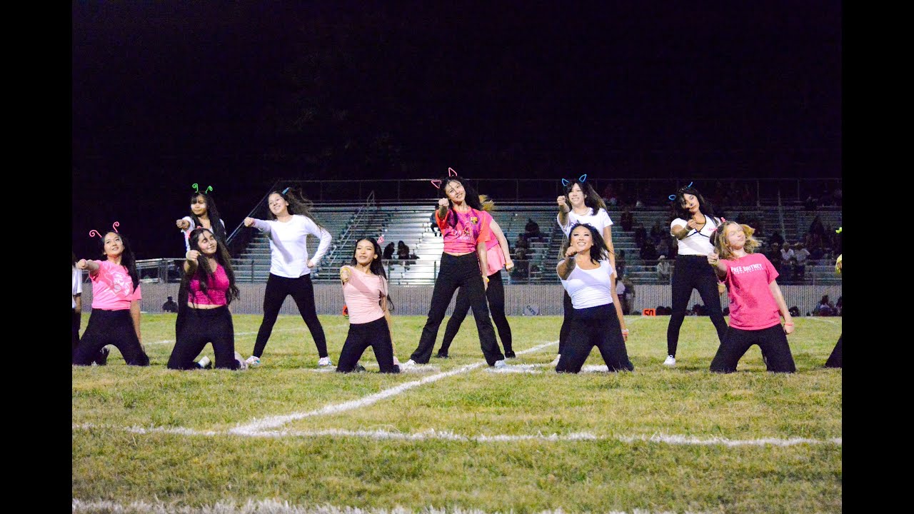 'Sports Car' Halftime