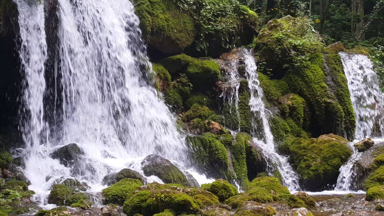 Штирия. Водопады в туристической зоне Mixnitz. Steiermark, Austria. (4К)