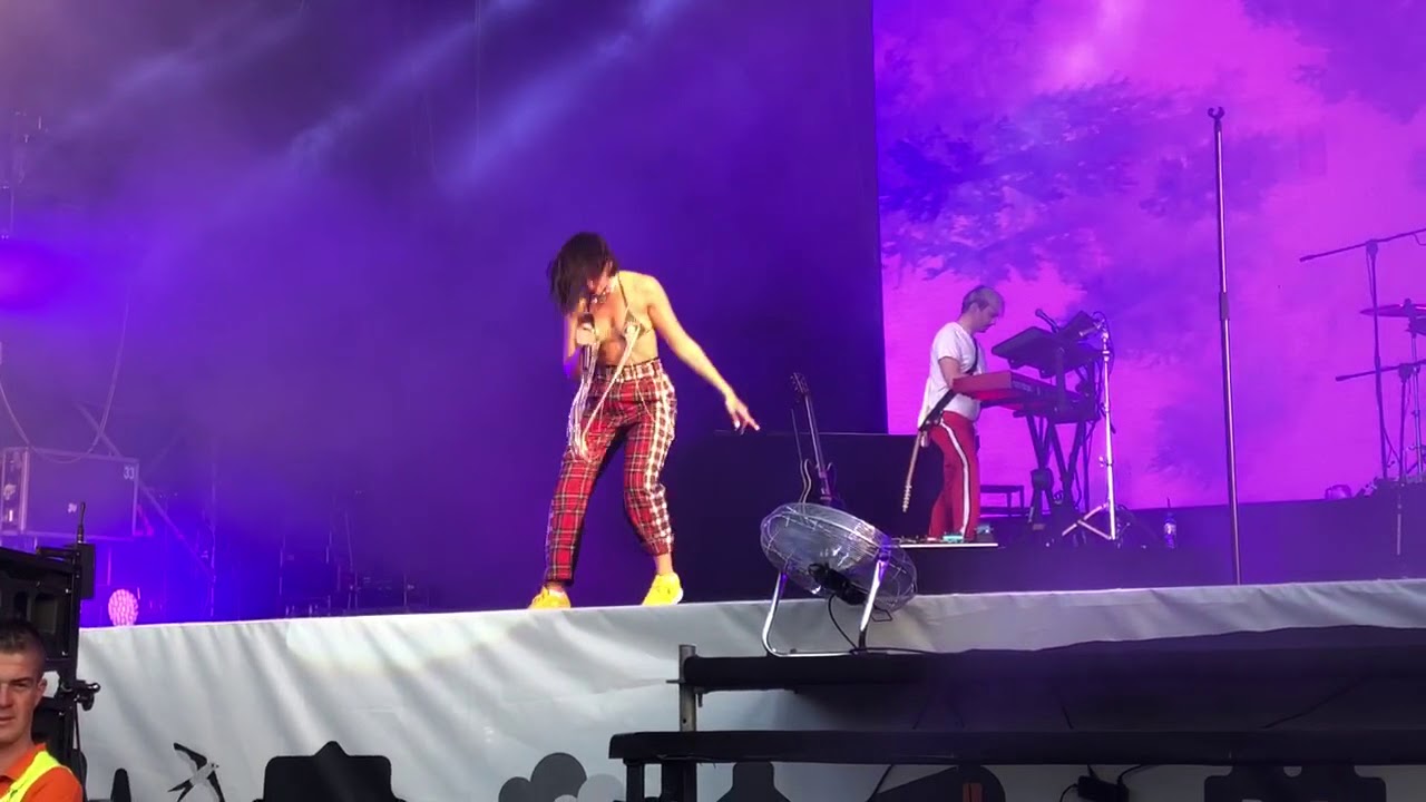DUA LIPA - GARDEN [ORANGE WARSAW FESTIVAL 2018]