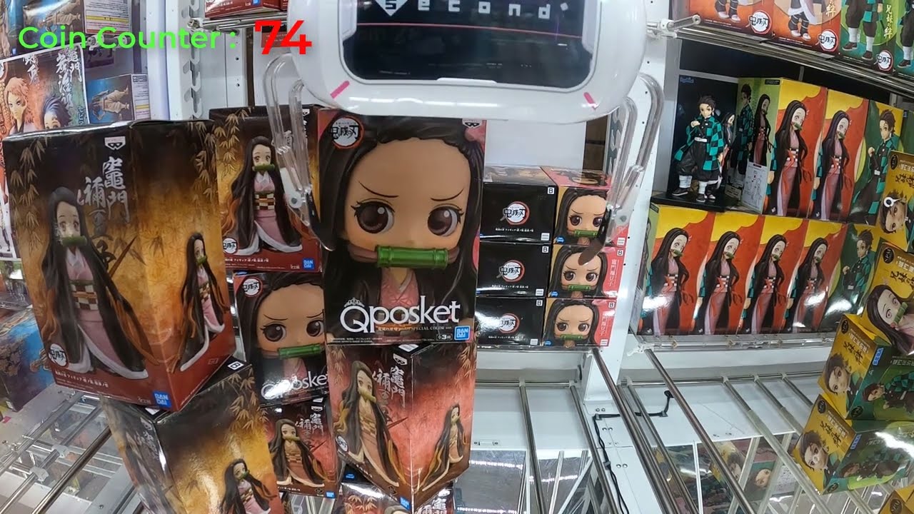 100$ Challenge - Japanese Claw Machine Anime Figure unboxing @CDawgVA