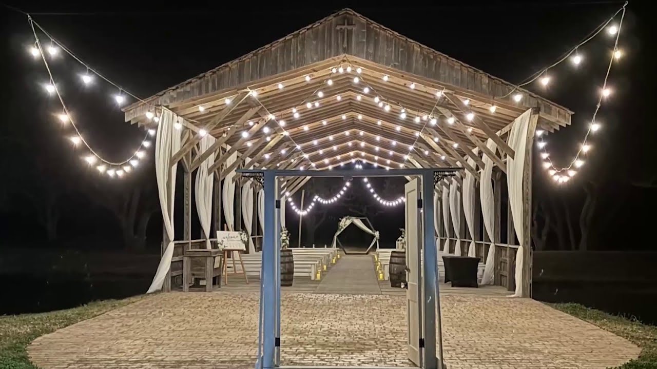 Charming venue near Houston shares its “Slice of Heaven” with couples