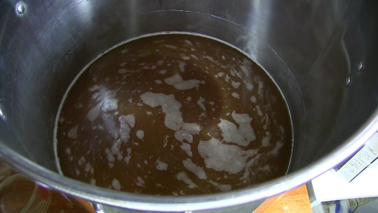 Brewing a Step Mashed Dunkel with Joe