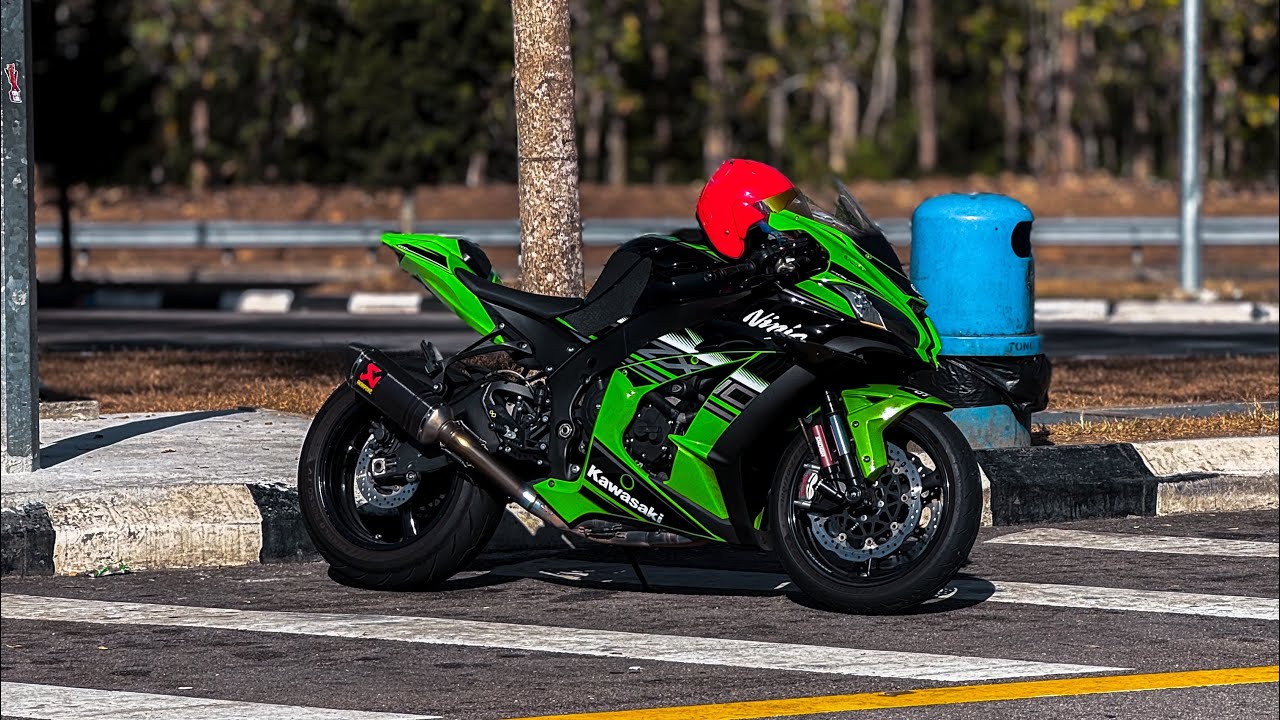 4 MINUTES OF PURE EXHAUST SOUND | ZX10R | AKRAPOVIC