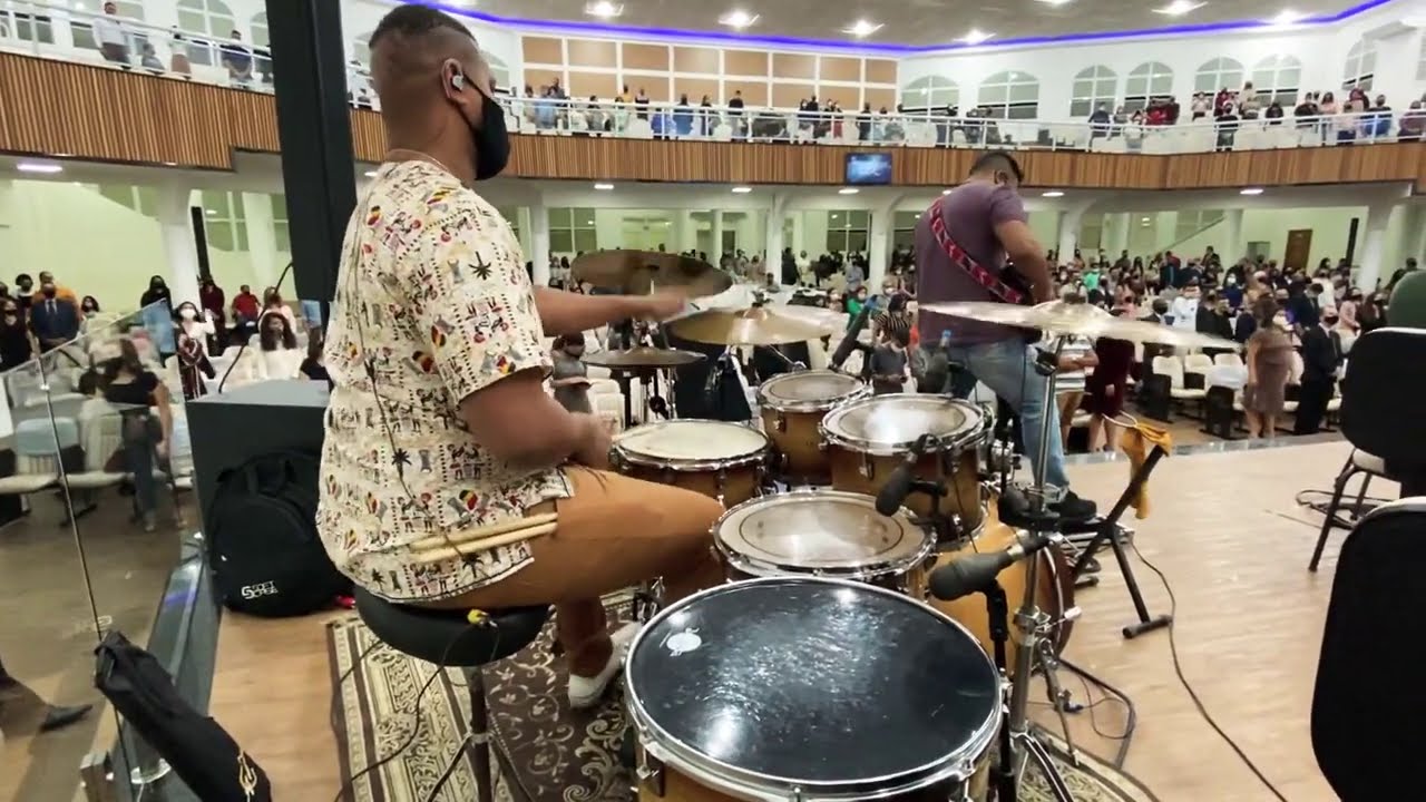 Denis Cruz  Vem cantar louvores BRÁS ADORAÇÃO (Drum cover)