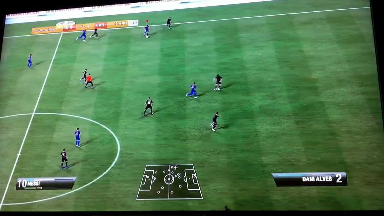 FIFA 12 Messi dribbles