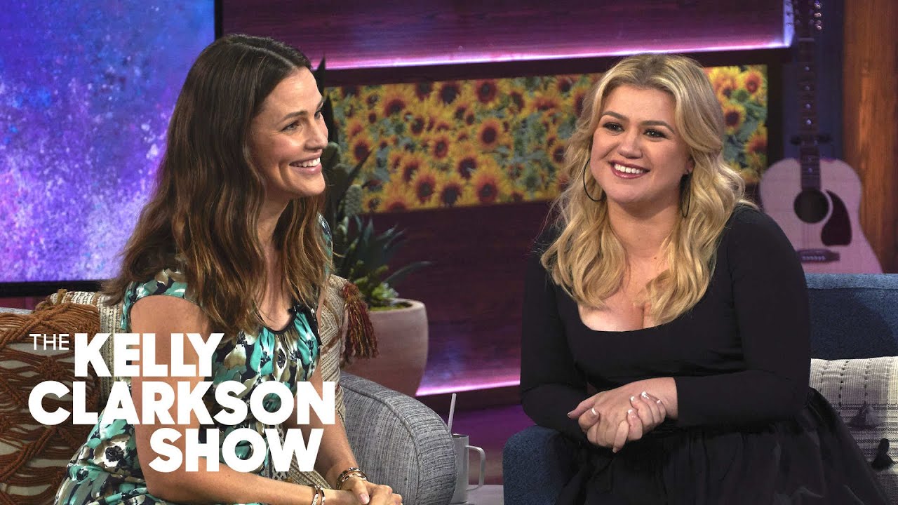 Jennifer Garner and Kelly Get Scarily Competitive | The Kelly Clarkson Show