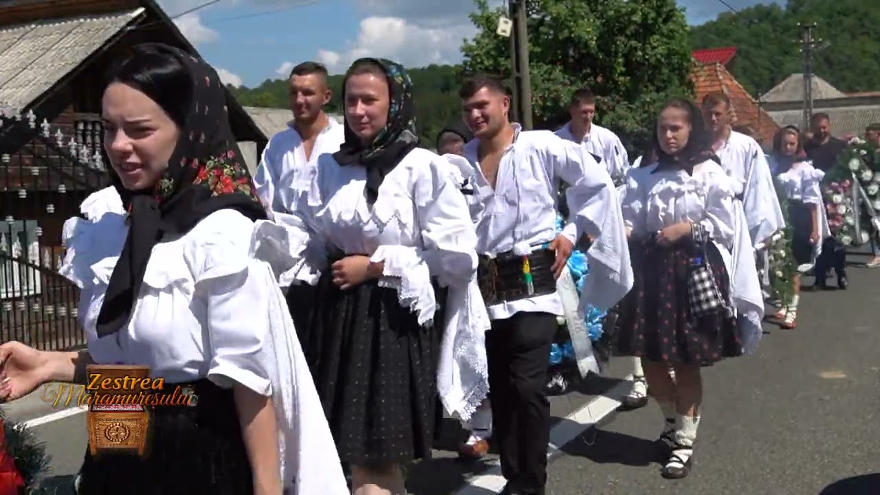 Zestrea Maramuresului Inmormantare in Calinesti la Petru Oanta p5