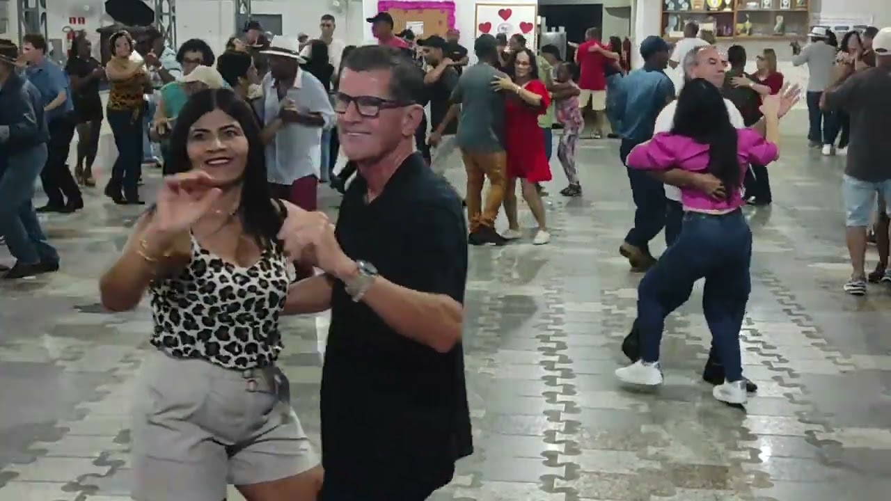 Bugiu Namorador#Clube#Castelo#Terceiraidade@forroserranooficial