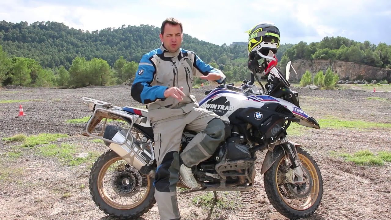 Consejos de conducción offroad - Isaac Feliu. BMW Motorrad Conectados 2020