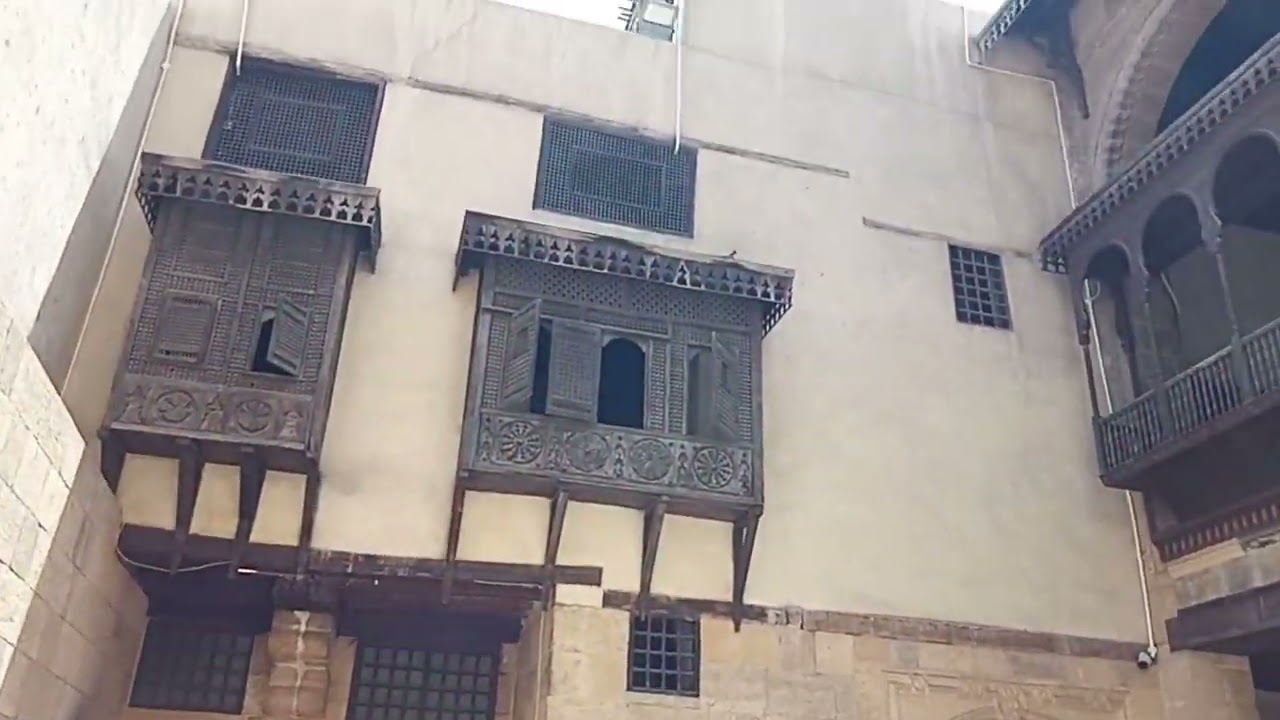 منزل السنارى بالسيدة زينب وكتاب وصف مصر