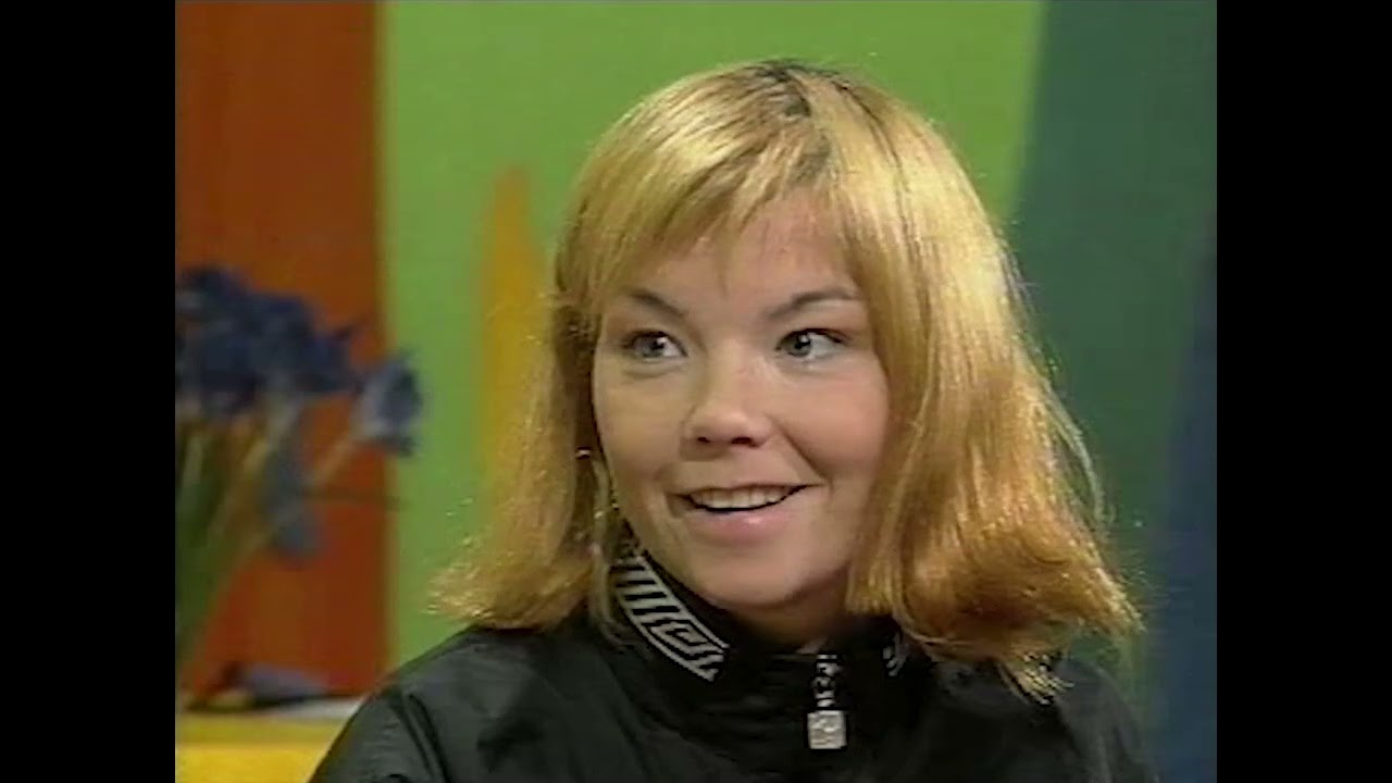 Björk : 'Amatsonia' (Finnish TV Show) Interview 07/11/96