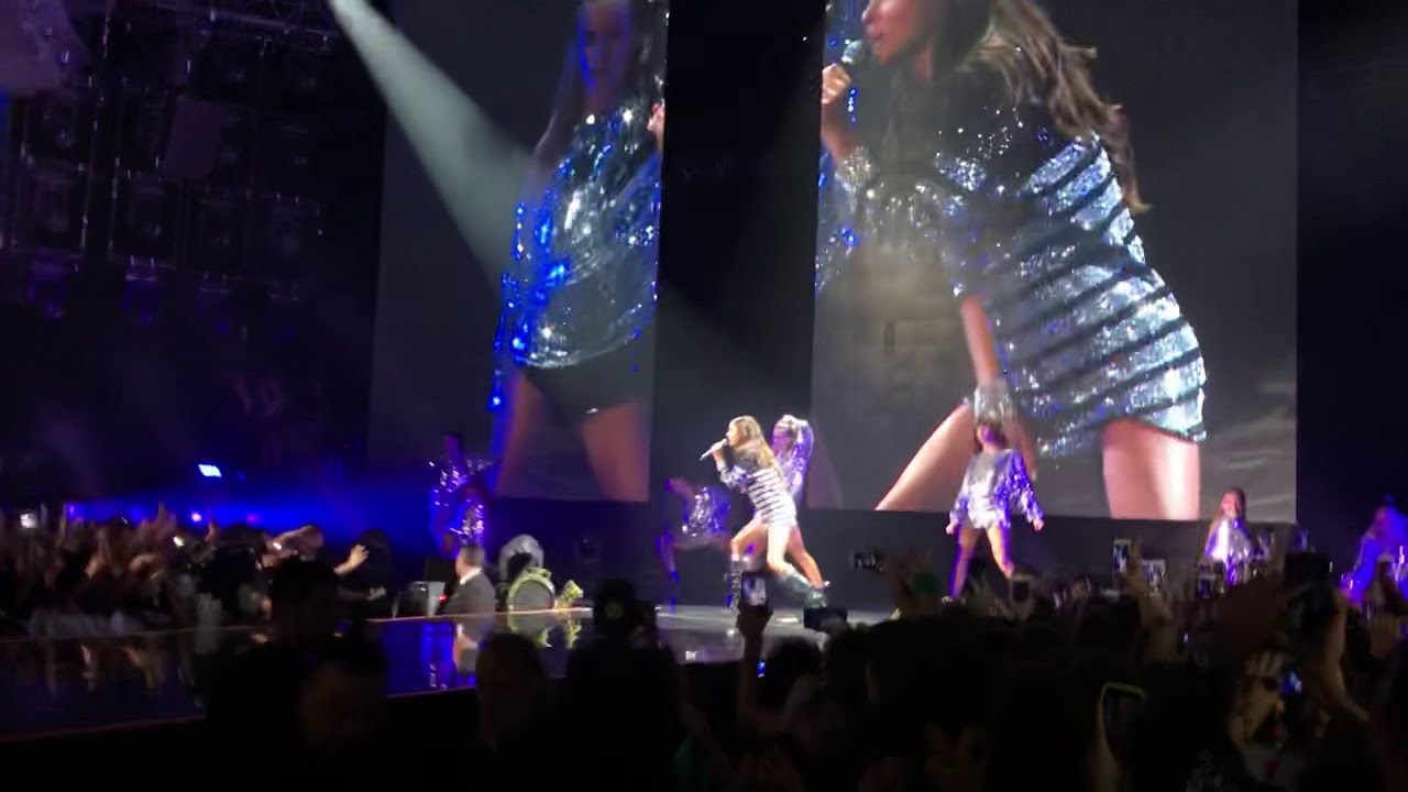 Finders Keepers -TINI Quiero Volver Tour