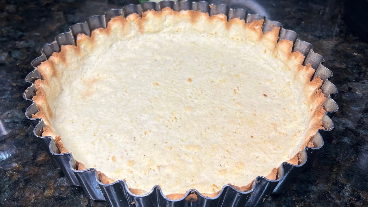 Massa para torta doce ou salgada com farinha de coco ( sem lactose, sem açúcar e sem glúten)