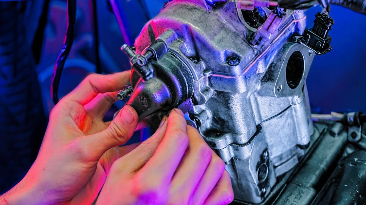 Cylinder Head Install & Timing Chain Tensioner | Husqvarna 610