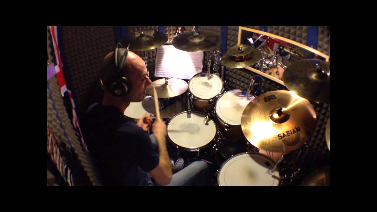 Andrea Amici - James Bond / M:I / Peter Gunn theme Medley (The Brian Setzer orchestra cover)
