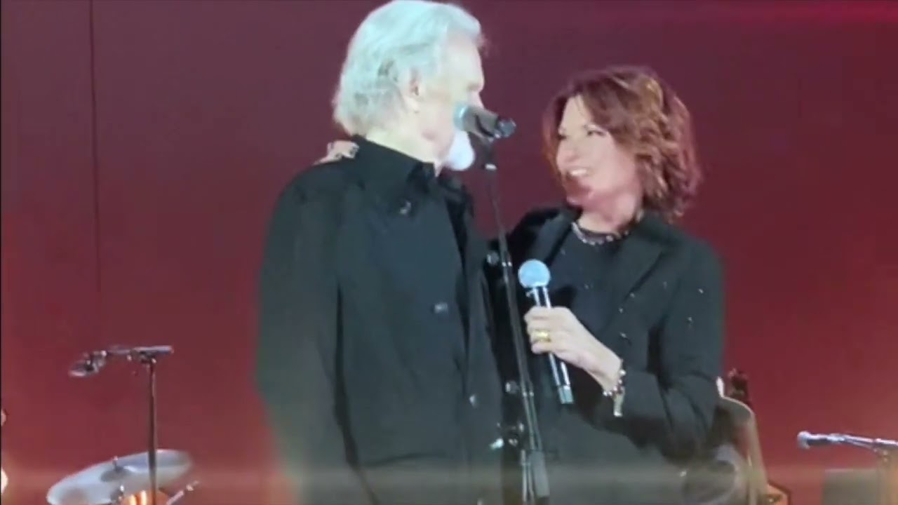 Roseanne Cash + @KrisKristofferson 
