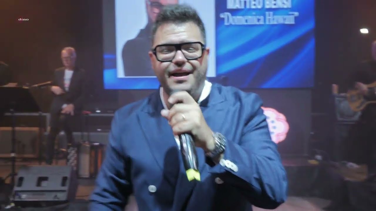 MATTEO BENSI   Domenica Hawaii