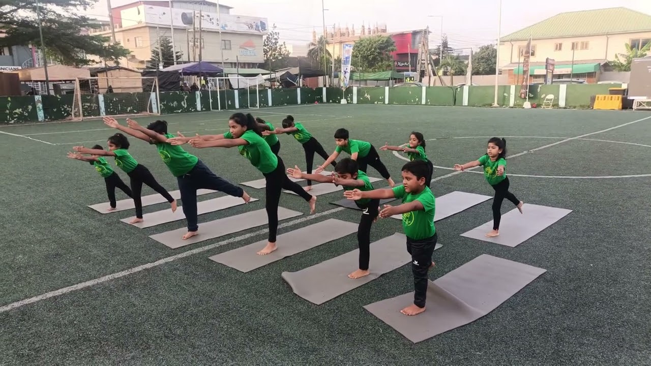 Kids yoga performance #maithriyoga #yogadance 