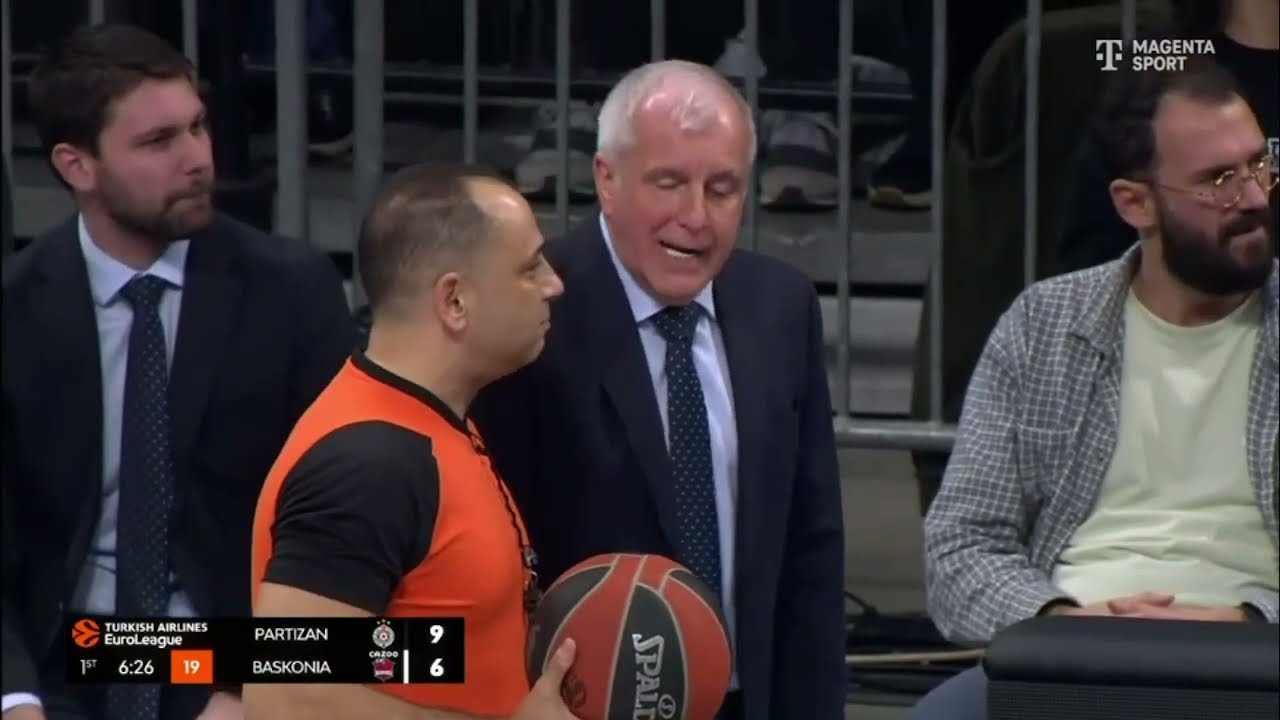 PARTIZAN BELGRADE - BASKONIA / FIRST QUARTER WITH THE CRAZIEST FANS IN THE WORLD - GROBARI