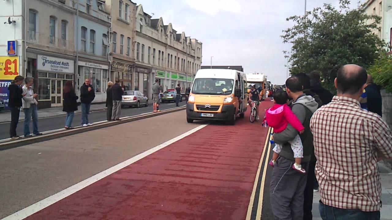 Olympic torch leaving Plymouth along Embankment Rd