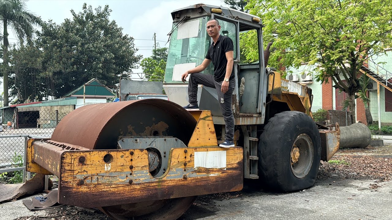 Restoration A Badly Damaged Road Roller Engine // Restoring A Hydraulic Vibratory Road Roller