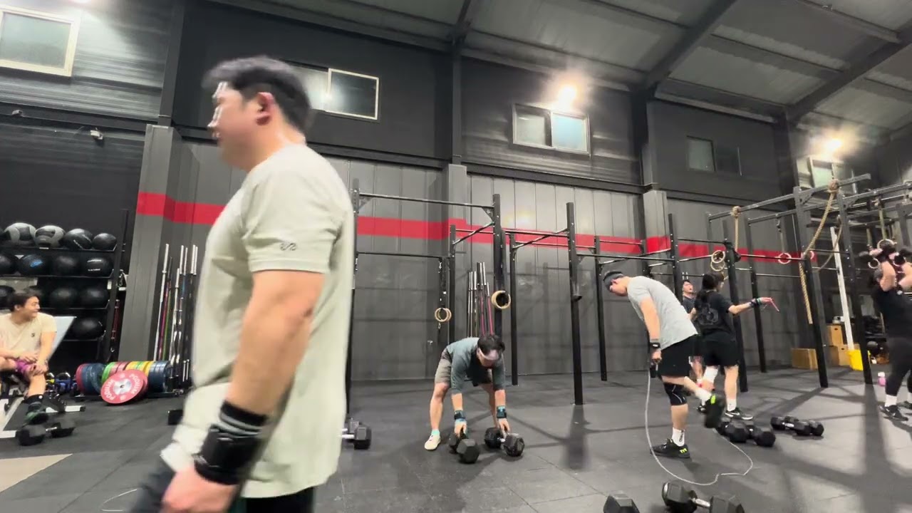 정희 릉빈 줄넘기 토투바 덤벨 잔뜩