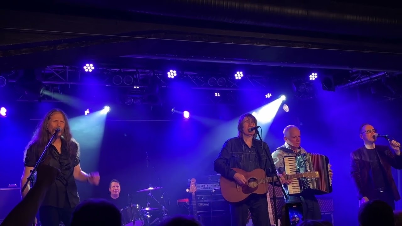 Del Amitri ”Be My Downfall” Debaser Stockholm, Sweden Sept 13 2022