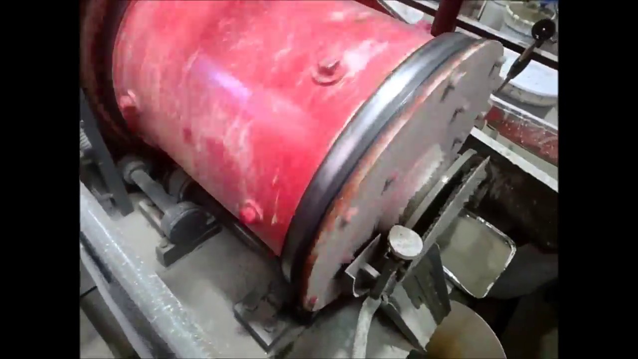 Small Grinding Mill (Ball Mill)