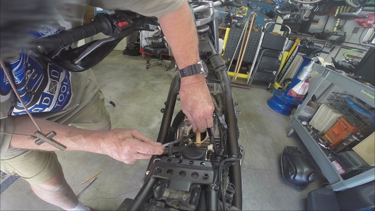 XT 250 Valve Adjustment