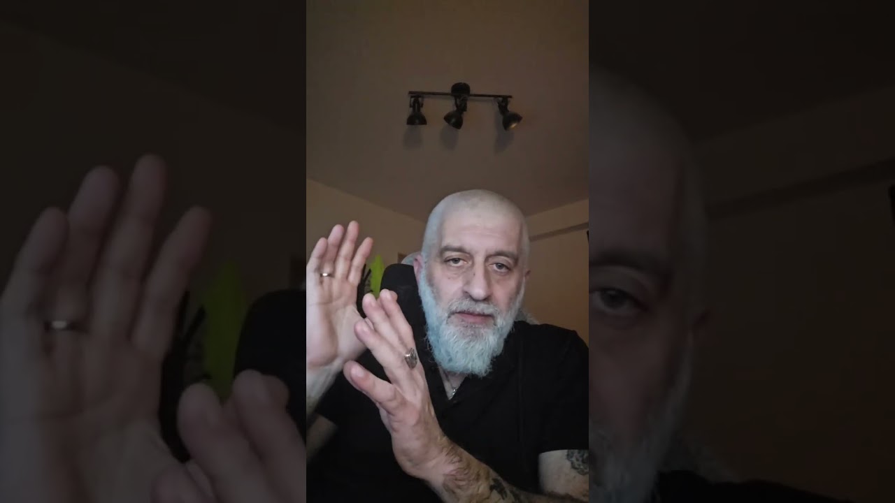 مأساة طرابلس لبنان، و شوفوا سفالة البعض لتغيير الموضوع عن ما يحصل في طرابلس الجريحة. 