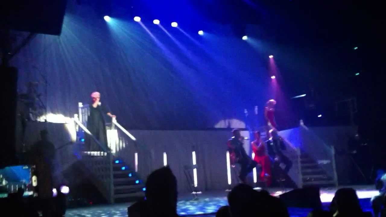 A House Is Not A Home [Christmas with Steps - Manchester]