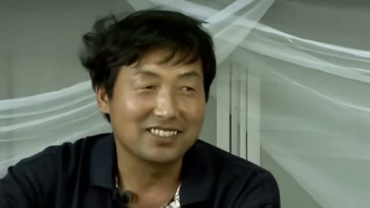 Lao Yang argues with Eddy over zoomer ARG horror