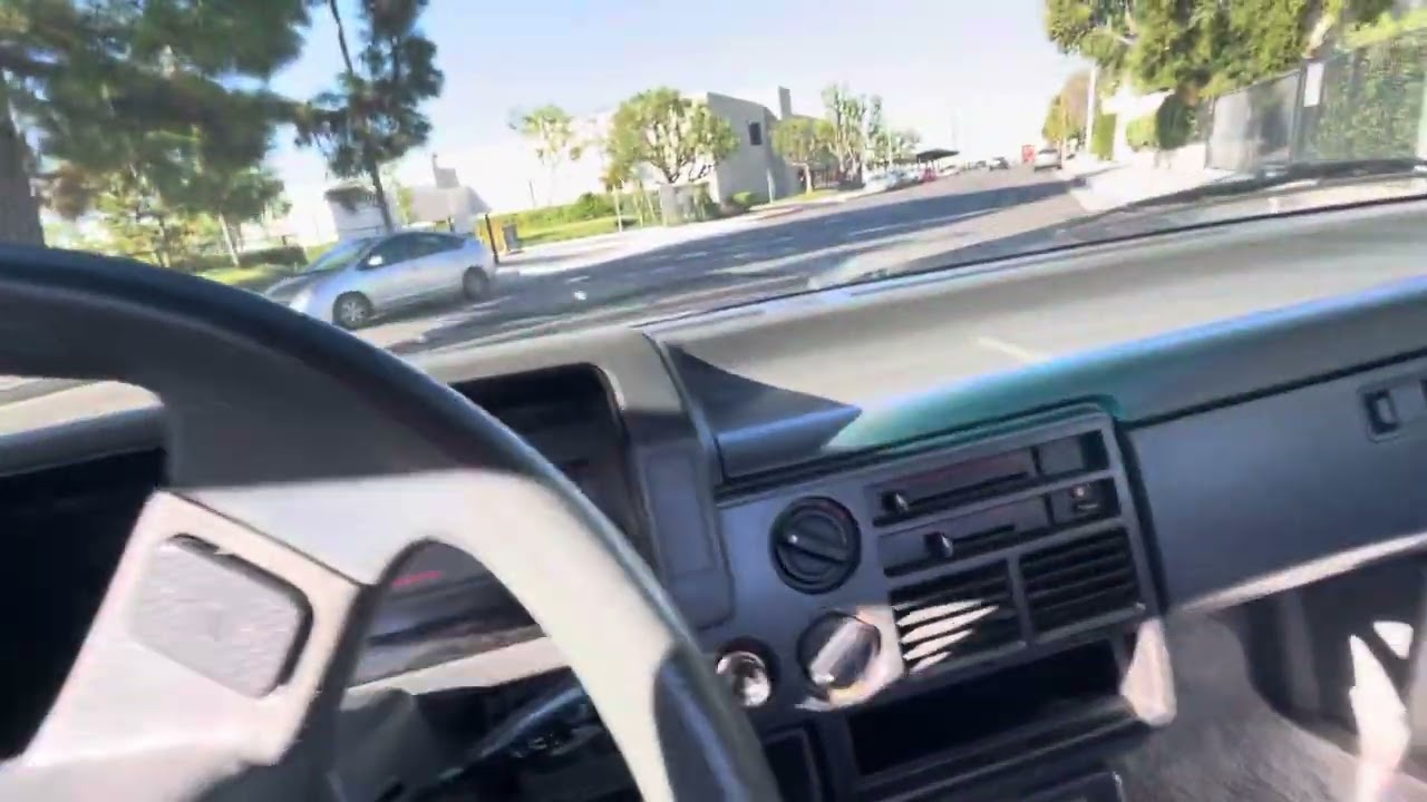 1986 Mazda B2000 Driving
