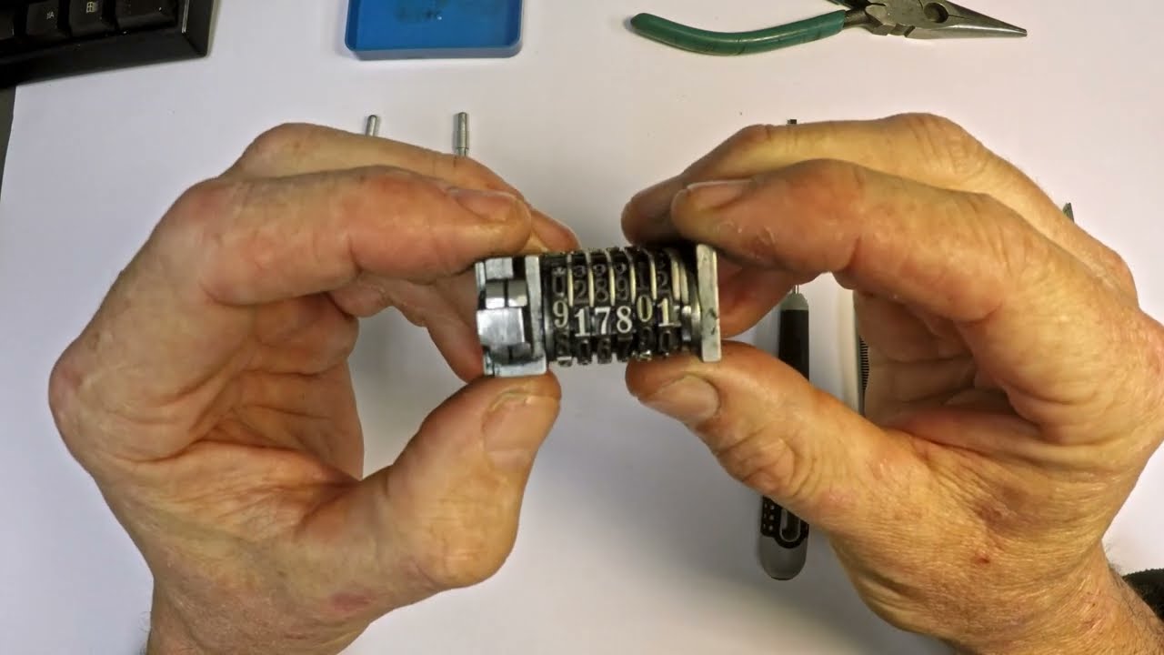 Leibinger numbering box maintainance.  Part 1.