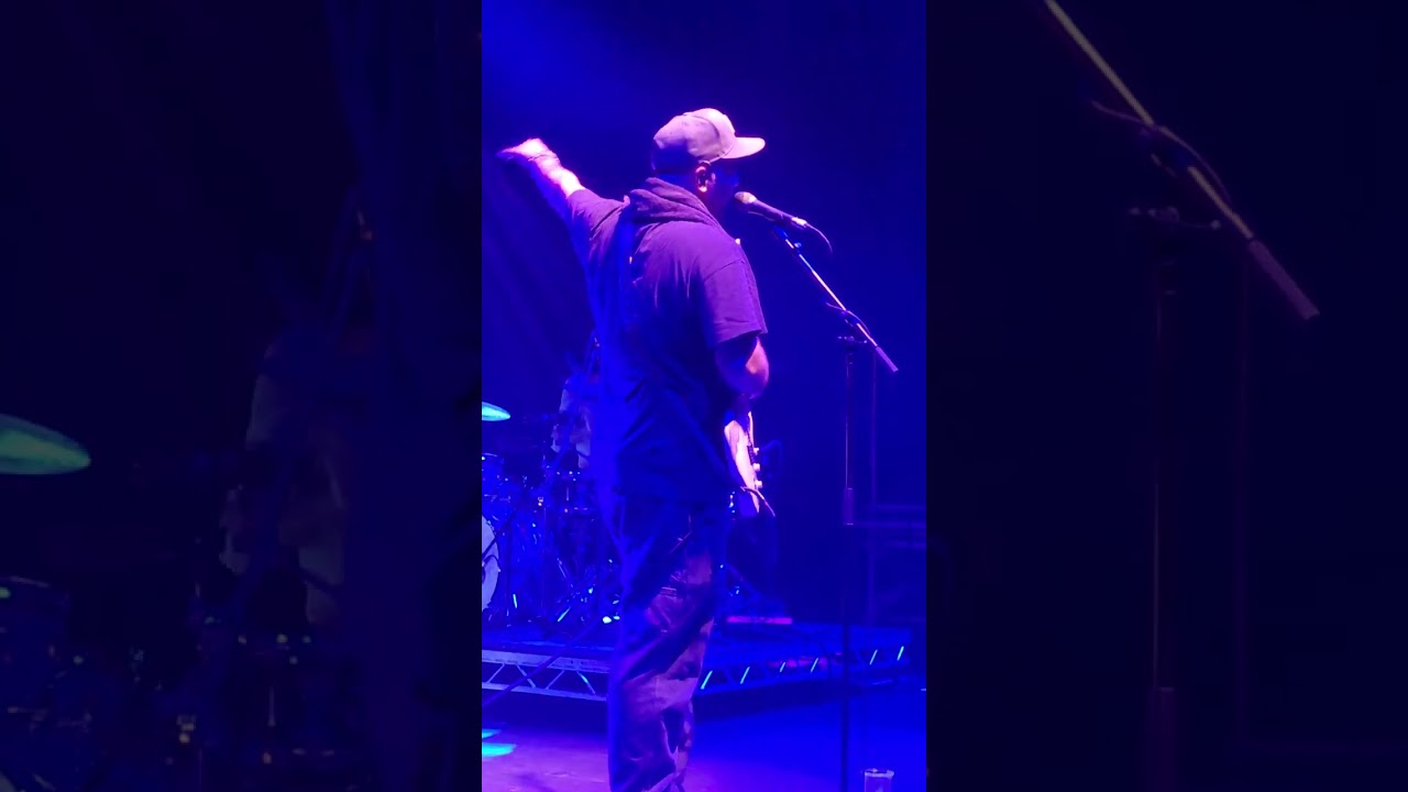 Calvin's Joint + Where You Goin' Tonight - Mac Ayres @ London (27.10.2023) O2 Shepherds Bush Empire
