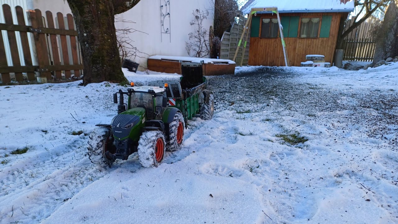 Rc Prio Miststreuer im Einsatz bei Schnee