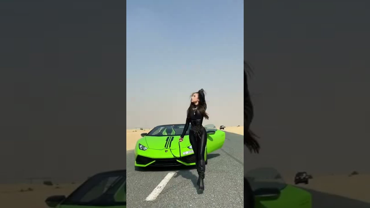 Marinela in shiny catsuit 😍