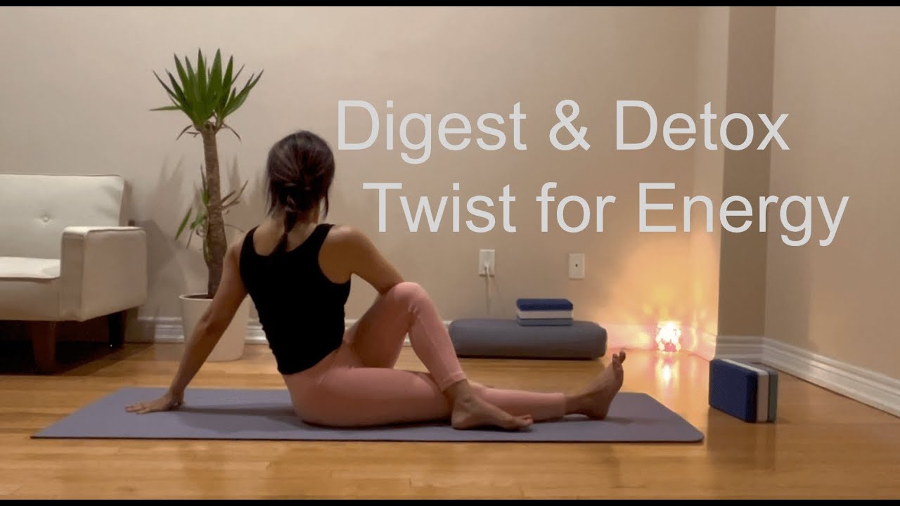 20 Min Yoga Twist Flow | Detox & Improve Digestion