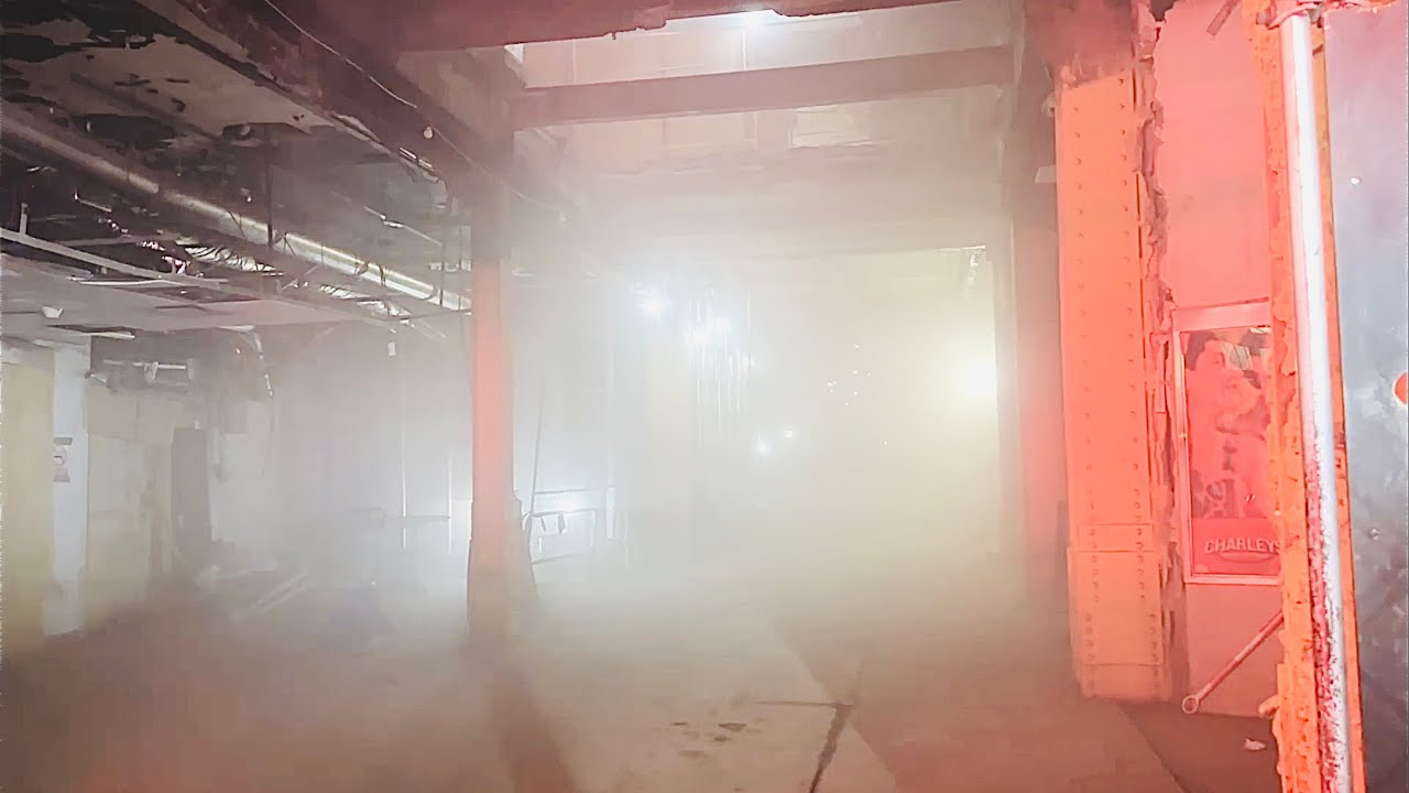 FDNY BOX 0689 ~ FDNY BATTLING A 10-76 HIGH RISE FIRE IN DA DEFUNCT PENNSYLVANIA HOTEL ON 7TH AVENUE