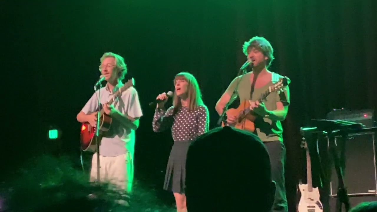 Kings of Convenience (ft. Feist) - 
