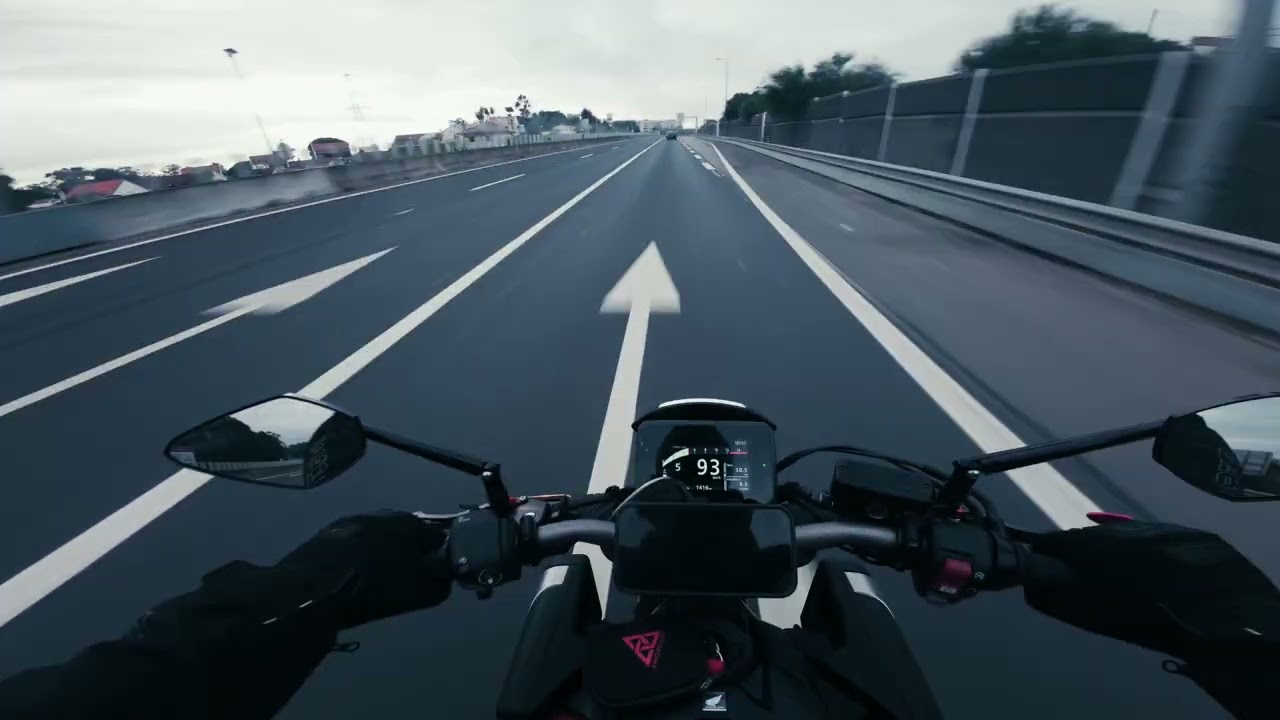 POV CB650R | Calm Highway Ride in Portugal
