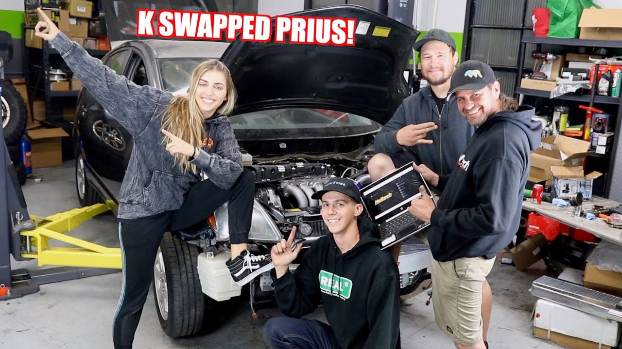 We Helped Emelia Hartford Rebuild Her K Swapped Prius!