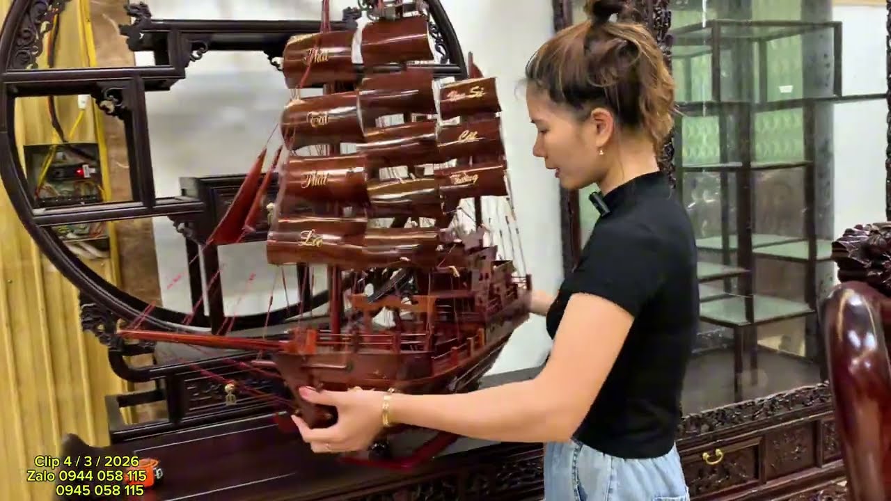 BẢO ĐẠI giới thiệu bộ minh đào gỗ cẩm lai hàng víp,tủ bày đồ huế,bàn thần tài,thuyền cẩm lai,khay...