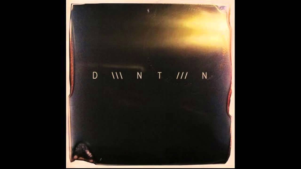 D W N T W N - Blankets (Audio)