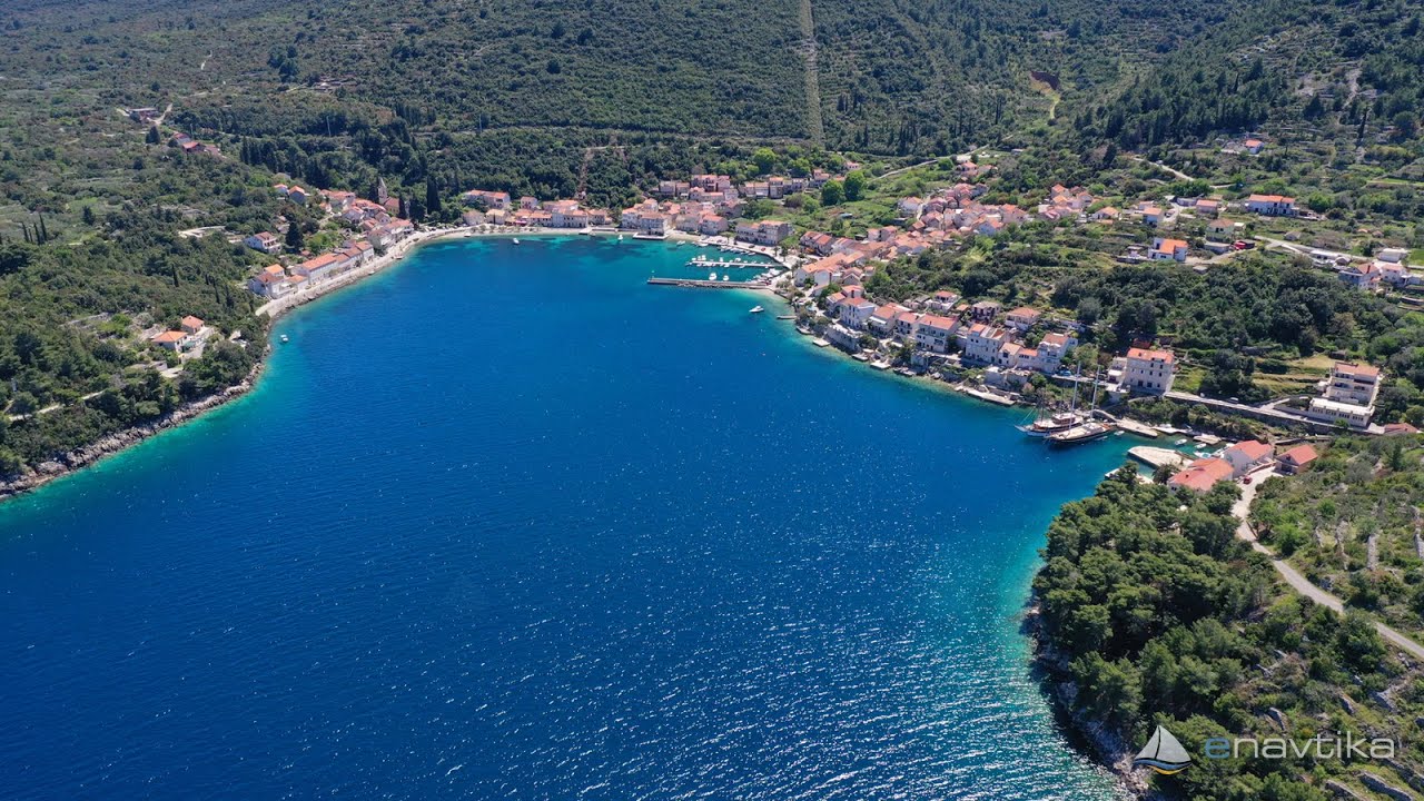 Luka Racisce, otok Korcula (Hrvaška iz zraka)