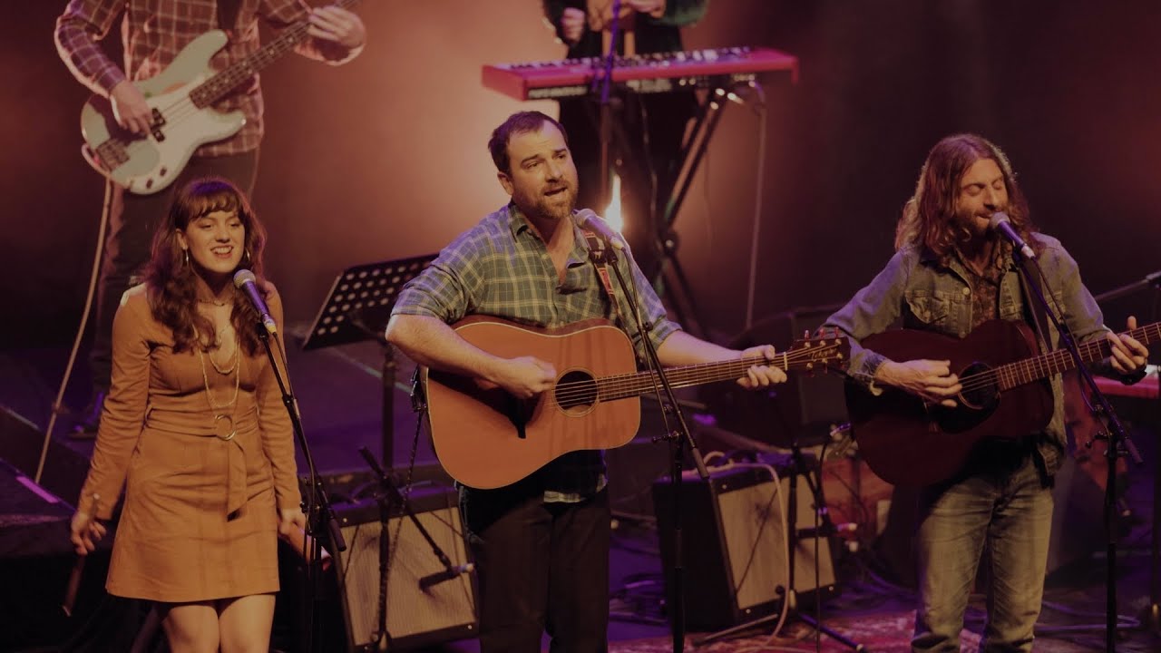 Songs From The Canyon - Love The One You're With (Crosby, Stills and Nash)